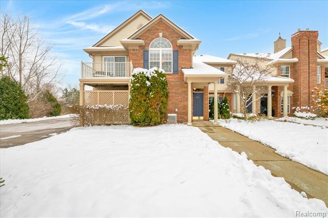 front view picture of 3695 Oakmonte Blvd, Rochester, MI. 48306