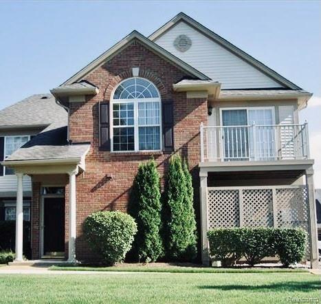 front view picture of 3494 Tremonte Cir N, Rochester, MI. 48306