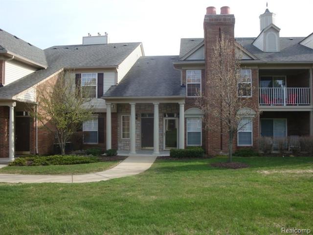 front view picture of 3538 Oakmonte Blvd, Rochester, MI. 48306