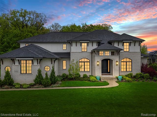 front view picture of 3239 Holburn Ct, Oakland, MI. 48363