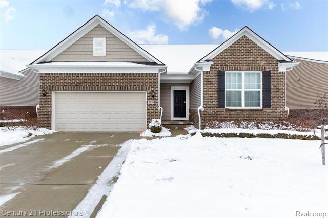 front view picture of 1218 Lark St, Lake Orion, MI. 48360