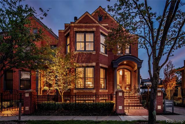 front view picture of 515 W Merrill St, Birmingham, MI. 48009