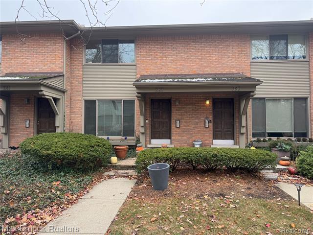 front view picture of 383 W Brown St, Birmingham, MI. 48009