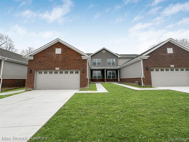 front view picture of 3095 Bridgewater Rd, Auburn Hills, MI. 48326