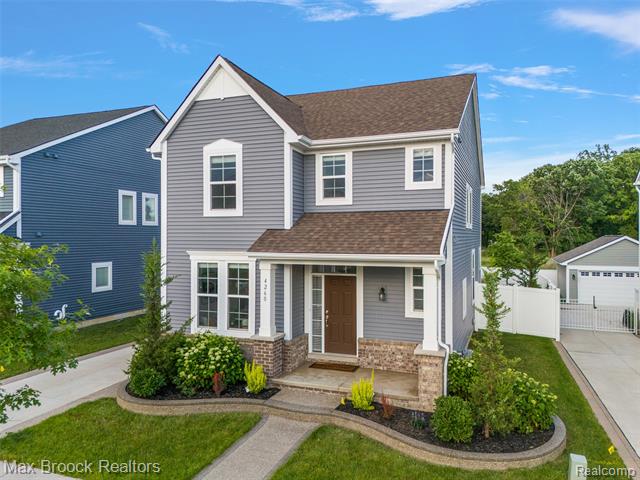 front view picture of 4260 Kent Rd, Royal Oak, MI. 48073