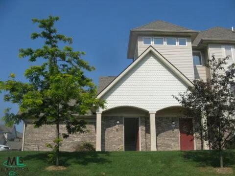 front view picture of 877 Brandon Ave, Pontiac, MI. 48340