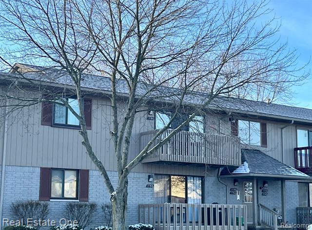 front view picture of 1154 Hillcrest Dr, Oxford, MI. 48371