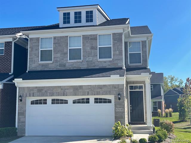 front view picture of 43545 Prospect Ln, Novi, MI. 48375