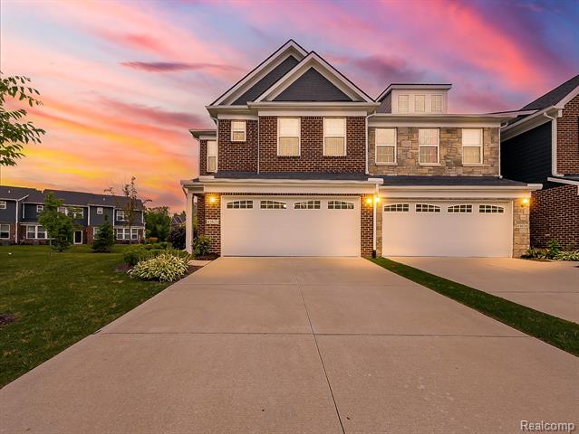 front view picture of 43625 Prospect Ln, Novi, MI. 48375