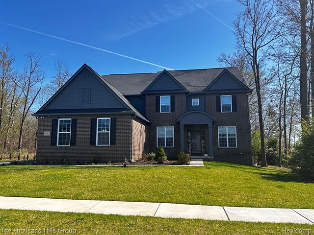 front view picture of 981 Corbin Rd, Rochester, MI. 48307