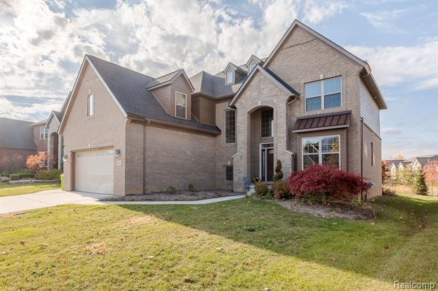 front view picture of 41829 Steinbeck Gln, Novi, MI. 48377