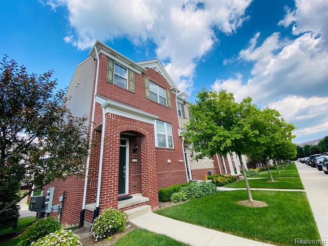 front view picture of 28028 Hopkins Dr, Novi, MI. 48377