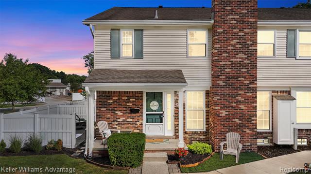 front view picture of 42105 Roscommon Dr, Northville, MI. 48167