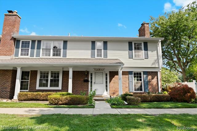 front view picture of 42142 Roscommon Dr, Northville, MI. 48167