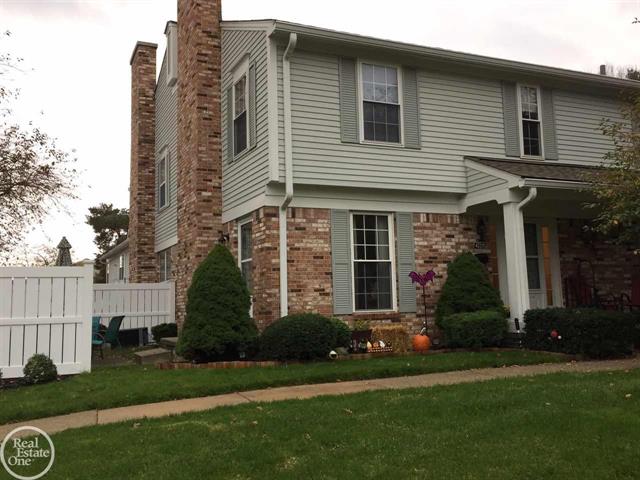 front view picture of 42229 Pellston Dr, Northville, MI. 48167