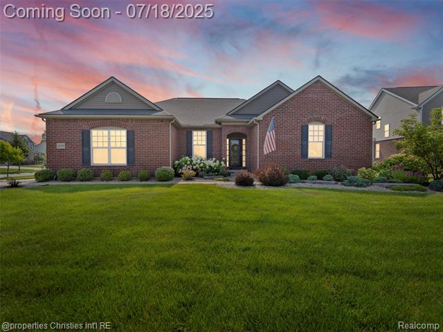 front view picture of 26559 Derby Ct, South Lyon, MI. 48178