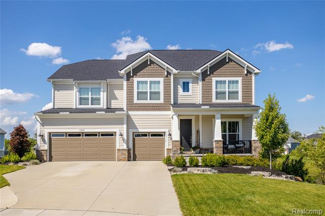 front view picture of 53210 Weeping Willow Ct, South Lyon, MI. 48178
