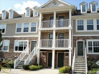 front view picture of 141 Evergreen Trl, Lake Orion, MI. 48362
