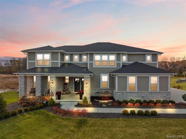 front view picture of 1126 Longspur Blvd, Lake Orion, MI. 48360