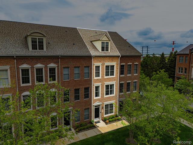 front view picture of 537 Graten St, Birmingham, MI. 48009