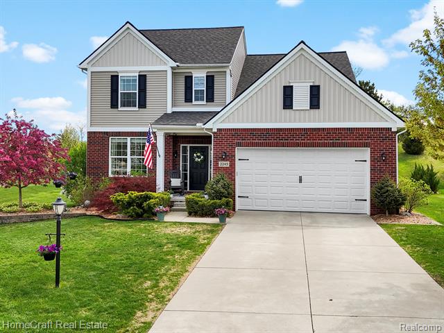 front view picture of 2245 Kenan Dr, Wixom, MI. 48393