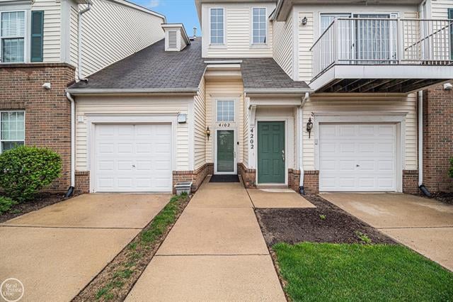 front view picture of 4102 Teal Ln, Walled Lake, MI. 48390