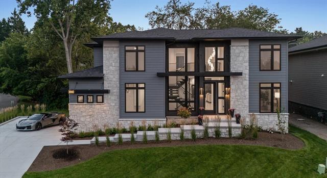 front view picture of 1840 Sadie Shore Dr, Commerce Township, MI. 48382