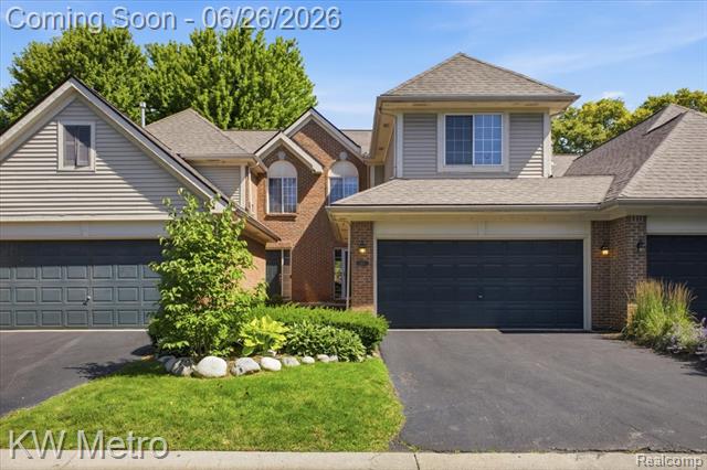 front view picture of 517 Macwilliams Ln, Royal Oak, MI. 48067