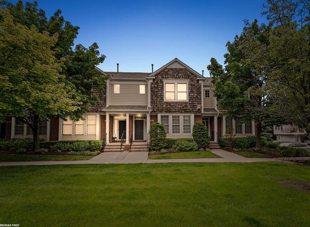 front view picture of 209 Stonebrooke Ct, Royal Oak, MI. 48067