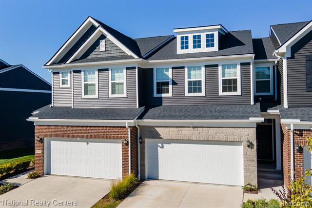 front view picture of 4758 Broomfield Way, Lake Orion, MI. 48359