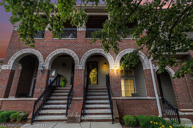 front view picture of 3994 Forester Blvd, Auburn Hills, MI. 48326
