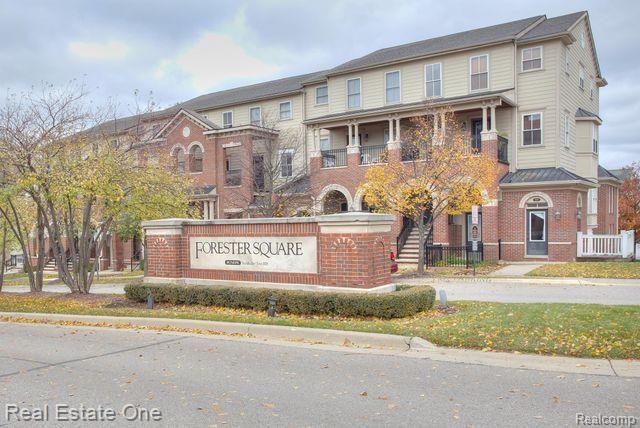 front view picture of 3986 Forester Blvd, Auburn Hills, MI. 48326