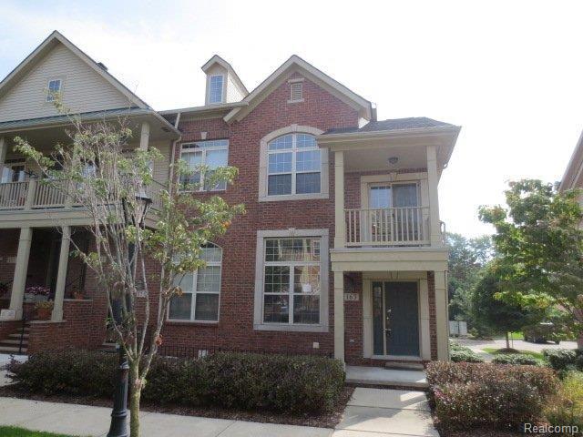 front view picture of 163 E Bay Dr, Walled Lake, MI. 48390