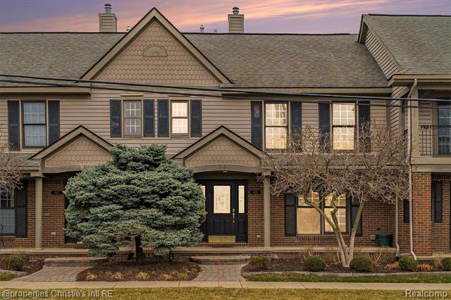 front view picture of 1630 Normandy Rd, Clawson, MI. 48017