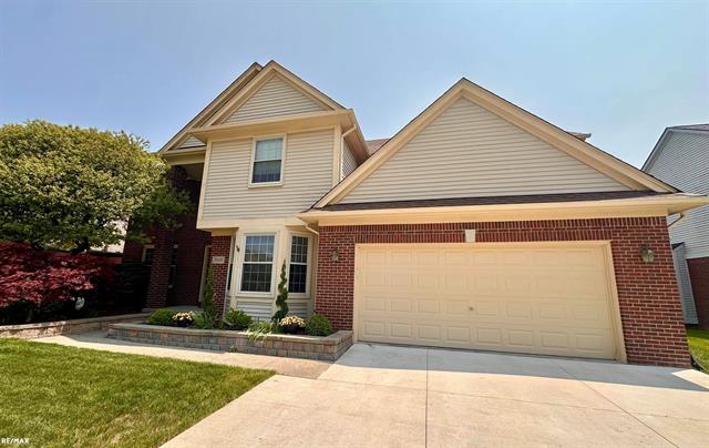 front view picture of 39148 Canterbury, Harrison Township, MI. 48045
