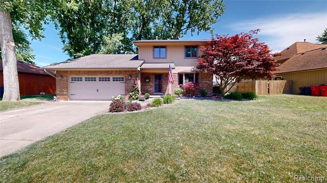 front view picture of 39240 Camp, Harrison Township, MI. 48045