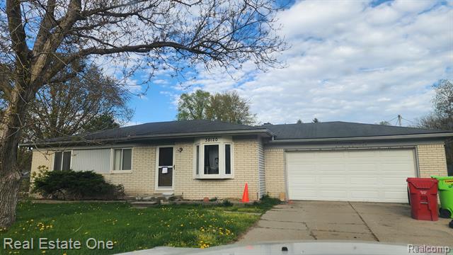 front view picture of 38120 Winkler, Harrison Township, MI. 48045