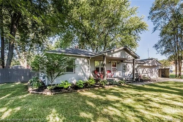 front view picture of 38057 Elmite, Harrison Township, MI. 48045