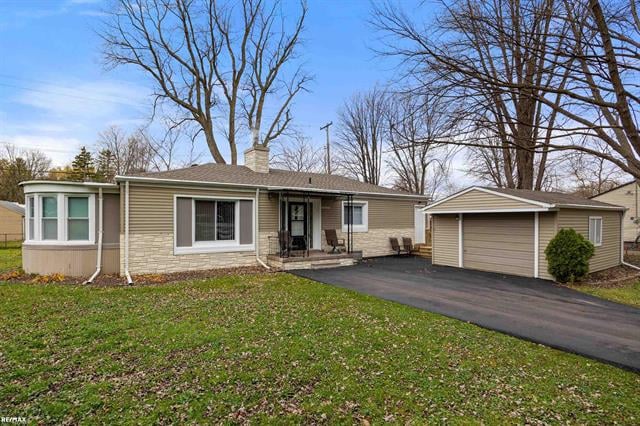 front view picture of 39271 Ormsby, Clinton Township, MI. 48036