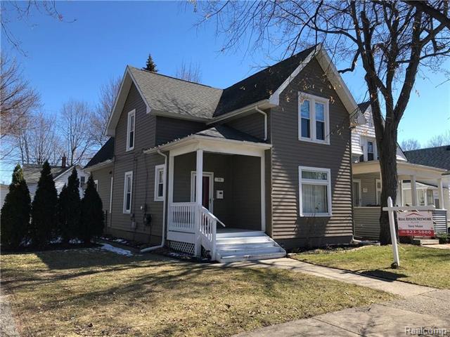 front view picture of 99 Miller St, Mount Clemens, MI. 48043