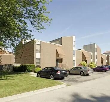 front view picture of 25 Dickinson Ave, Mount Clemens, MI. 48043