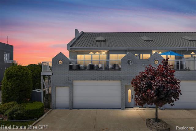 front view picture of 46 Evergreen, Harrison Township, MI. 48045