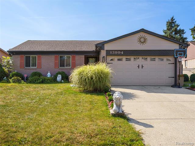 front view picture of 13994 Billette Dr, Sterling Heights, MI. 48313