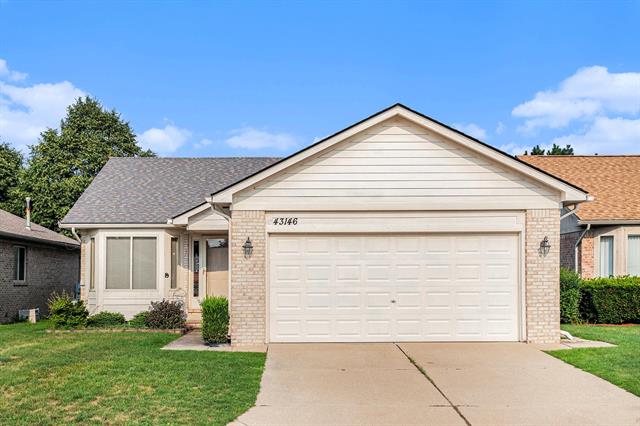 front view picture of 43146 Dante Ct, Sterling Heights, MI. 48313