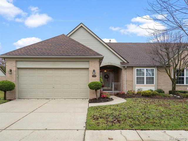 front view picture of 17191 Stone Dr, Clinton Township, MI. 48038