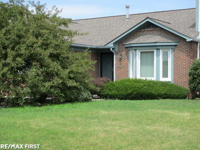 front view picture of 45504 Dover Dr Essex Dr, Macomb, MI. 48044