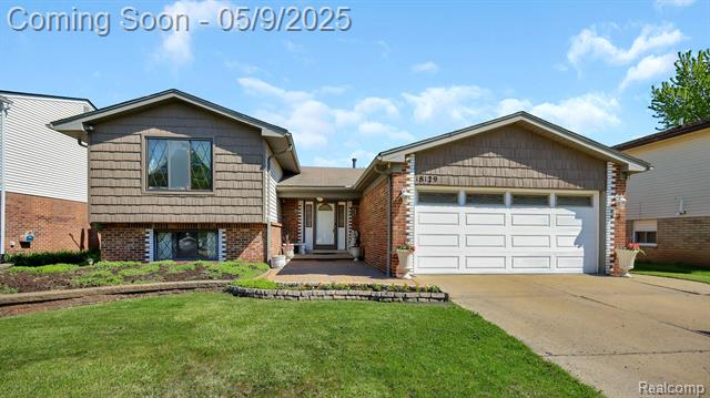 front view picture of 18129 Birch Dr, Macomb, MI. 48044