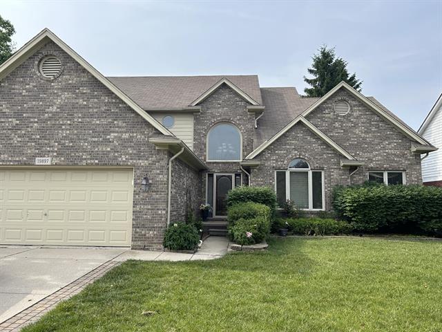front view picture of 19897 Mapleton Dr, Macomb, MI. 48044