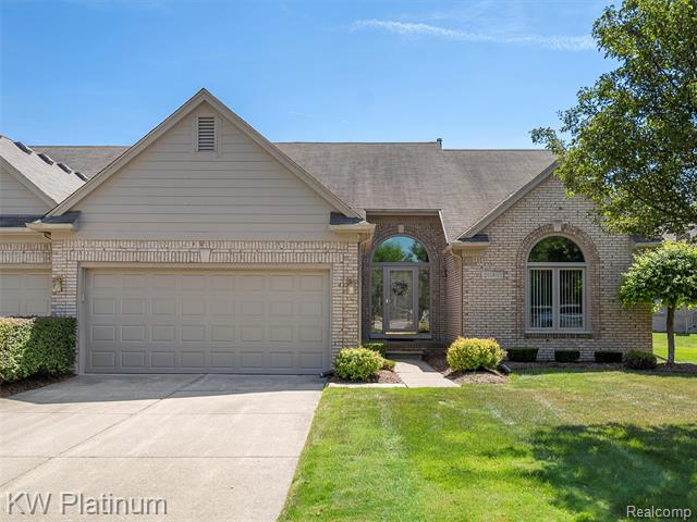 front view picture of 20410 Hillsboro Dr, Macomb, MI. 48044