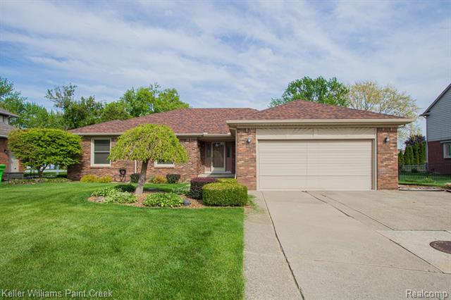 front view picture of 46562 Barbara Rd, Macomb, MI. 48044